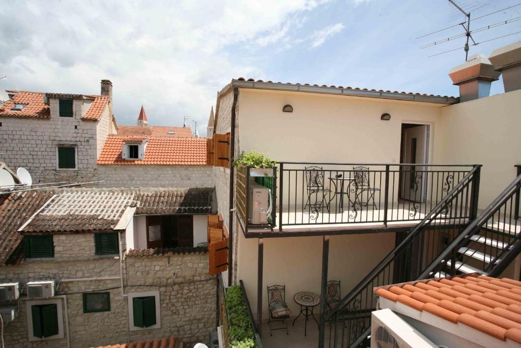 Rooms Beljan Trogir Exterior photo